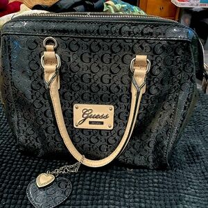 Guess Black and Cream Elegant Tote